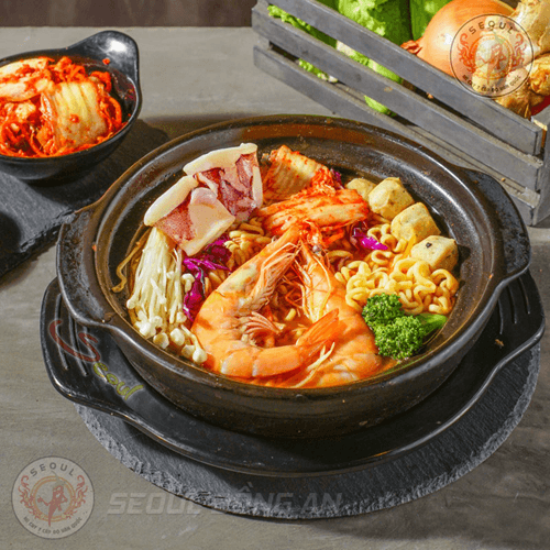 Mỳ kim chi hải sản